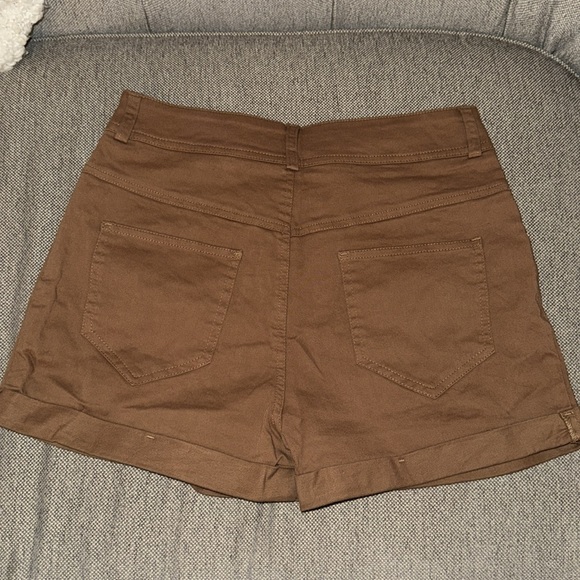 NWT Woman’s High waisted brown Shorts - Picture 4 of 8